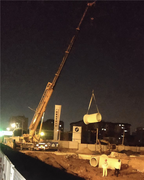 滁州市“弯臂矫正”—— 吊车的 “形变补偿” 技术